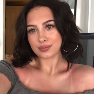 Meet your Posher, Renée